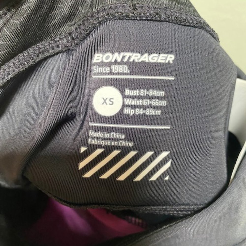 Bontrager Vella Women's Padded Bike Shorts - Picture 3 of 6